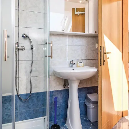 Awesome In Rab With Kitchen * Rab Town