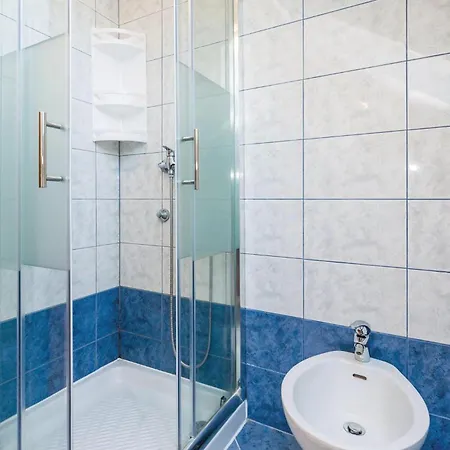 Awesome In Rab With Kitchen