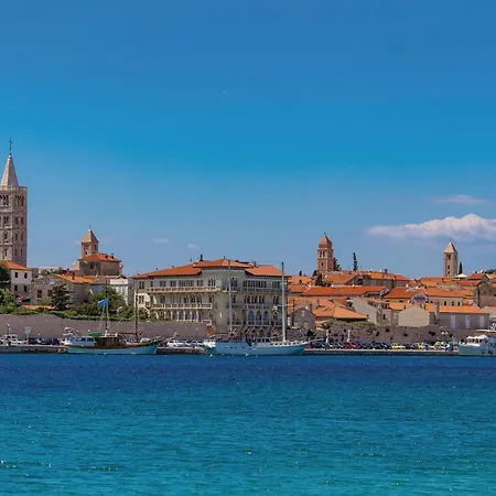 Awesome In Rab With Kitchen * Rab Town