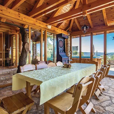 Awesome In Rab With Kitchen *