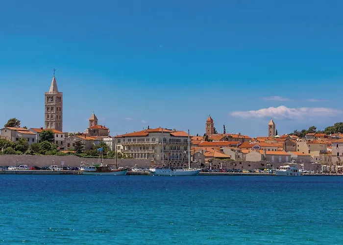 Awesome In Rab With Kitchen * Rab Town