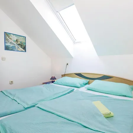 Awesome In Rab With Kitchen